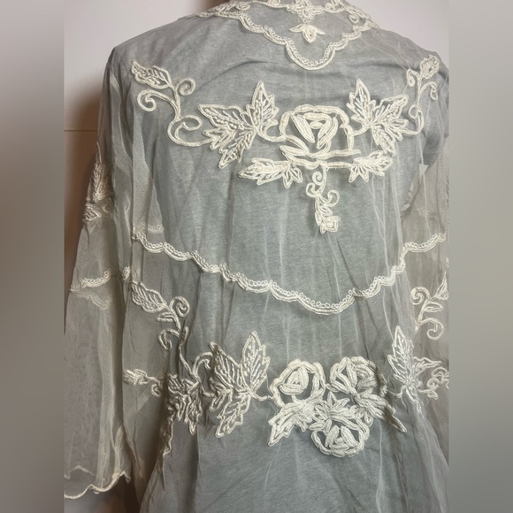 April Cornell Sheer Lace Embroidered Floral Fairy Top Size L - Picture 5 of 9